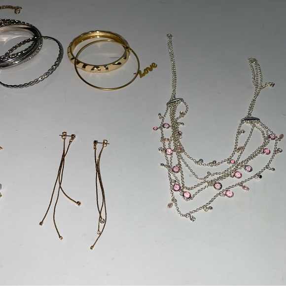 MISCELLANEOUS Womens Costume Jewelry Rings, Necklaces, Bracelets, Earrings 22pc - Picture 10 of 10